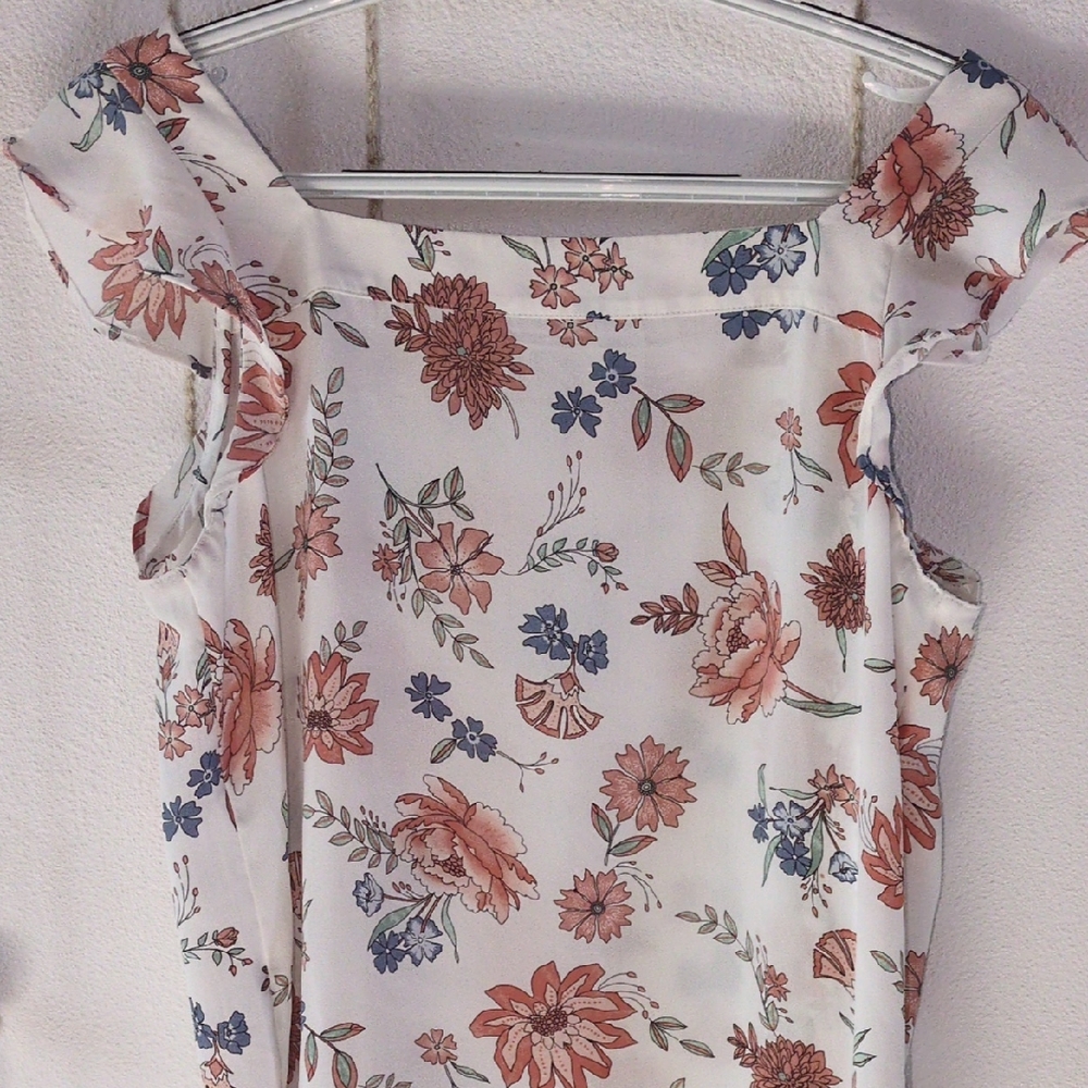 Floral Patterned Blouse